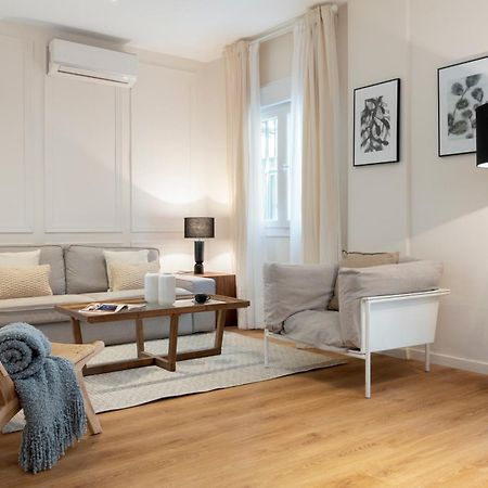 Magno Apartments Tintes Siviglia Esterno foto